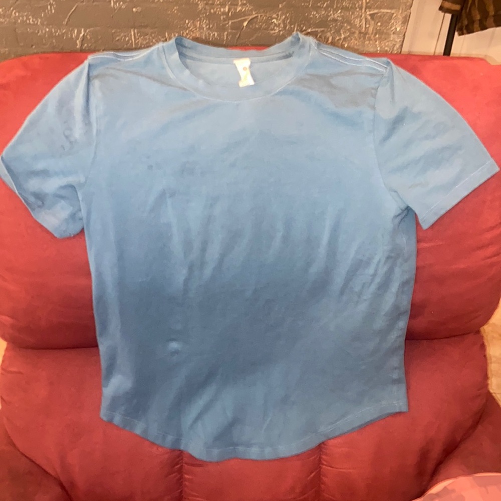 Lululemon Tee